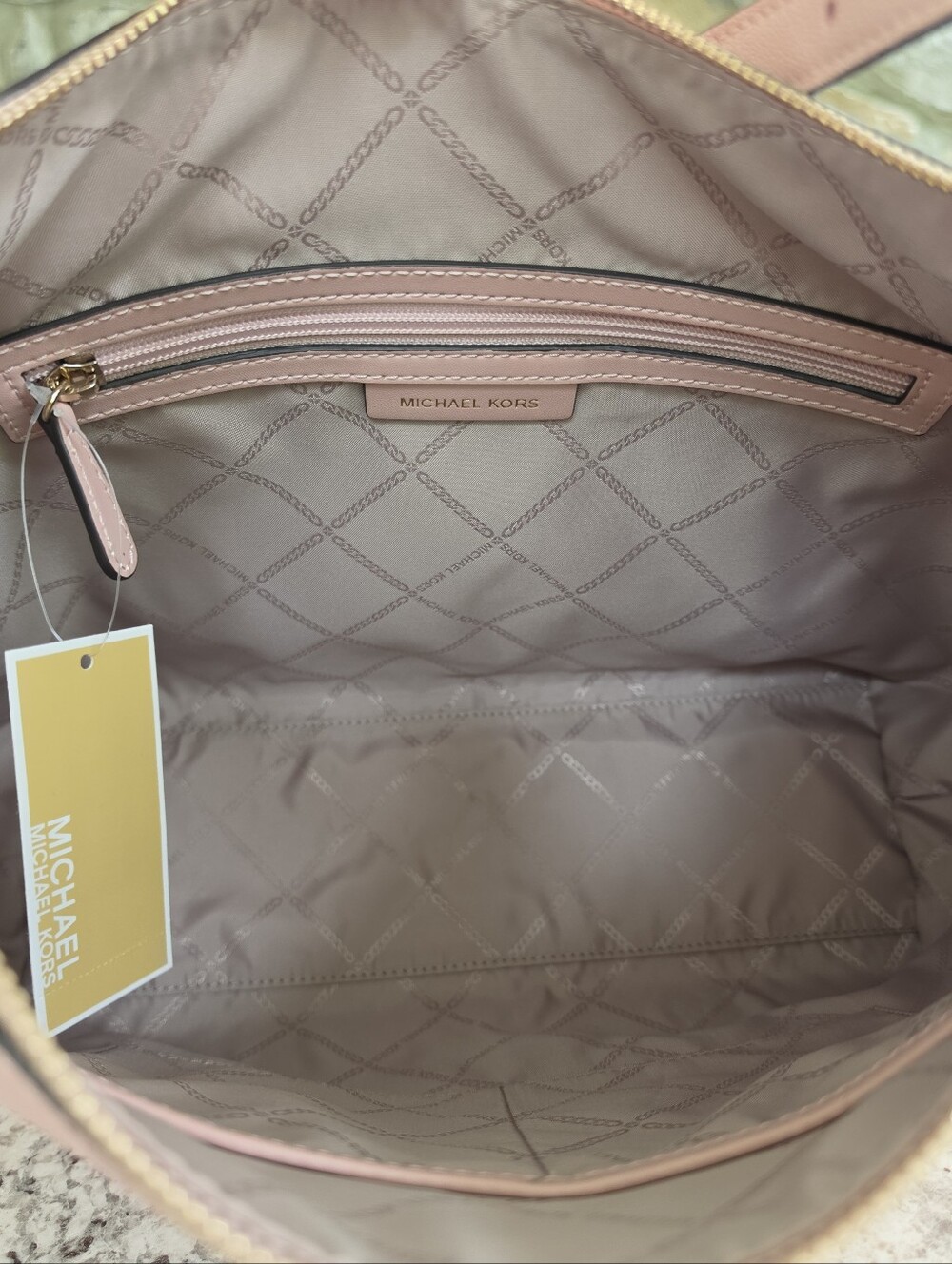 Michael Kors Laney Large Pink Hobo Shoulder Bag - Picture 5 of 9
